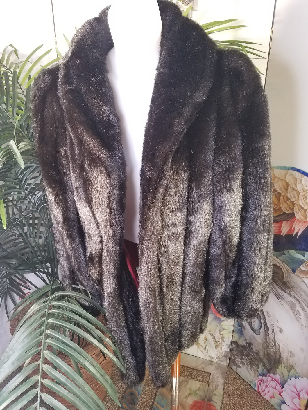 AMERICAN SIGNATURE VINTAGE FAUX FUR