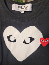 Load image into Gallery viewer, TSHIRT PLAY COMME DES GARÇONS HEARTS
