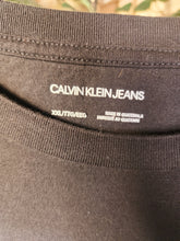 Load image into Gallery viewer, TSHIRT CALVIN KLEIN
