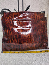 Load image into Gallery viewer, PURSE BRIGHTON PATENT LEATHER
