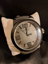 Load image into Gallery viewer, KENNETH COLE REACTION WATCH MEN
