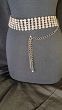 Load image into Gallery viewer, BELT RHINESTONE  &amp; CHAIN
