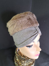 Load image into Gallery viewer, HAT FAUX FUR WITH TURBAN RIM
